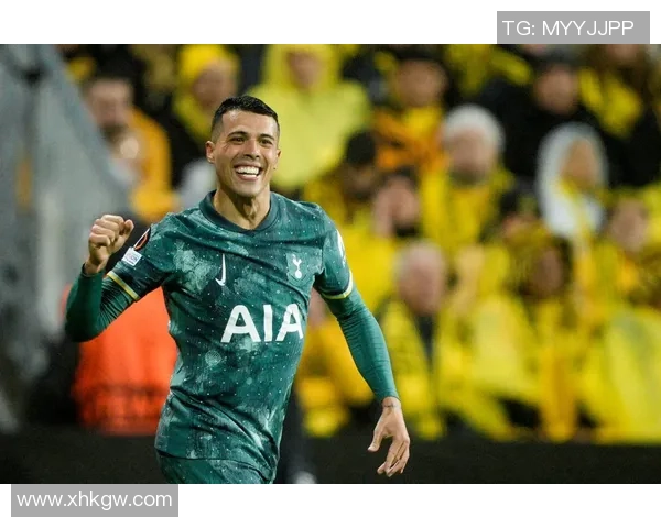 足球64岁依然闪耀青春岁月的传奇与梦想