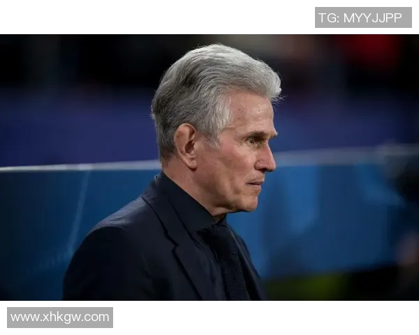 足球胡健的传奇之路从青涩少年到顶级球星的成长故事